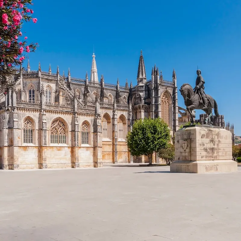 Tour Privado Fátima, Batalha, Nazaré e Óbidos
